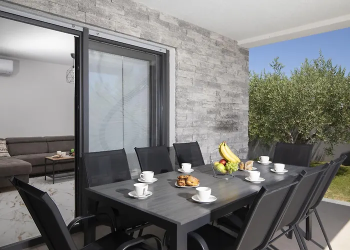 Barbara Βίλα Juršići